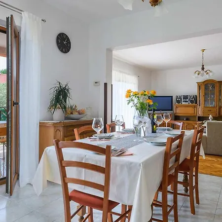 Nyaraló Viktori Rovinj