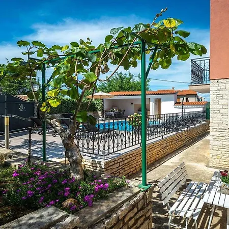 Nyaraló Viktori Rovinj